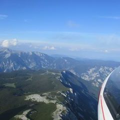 Flugwegposition um 16:02:47: Aufgenommen in der Nähe von Gemeinde Reichenau an der Rax, Österreich in 2079 Meter